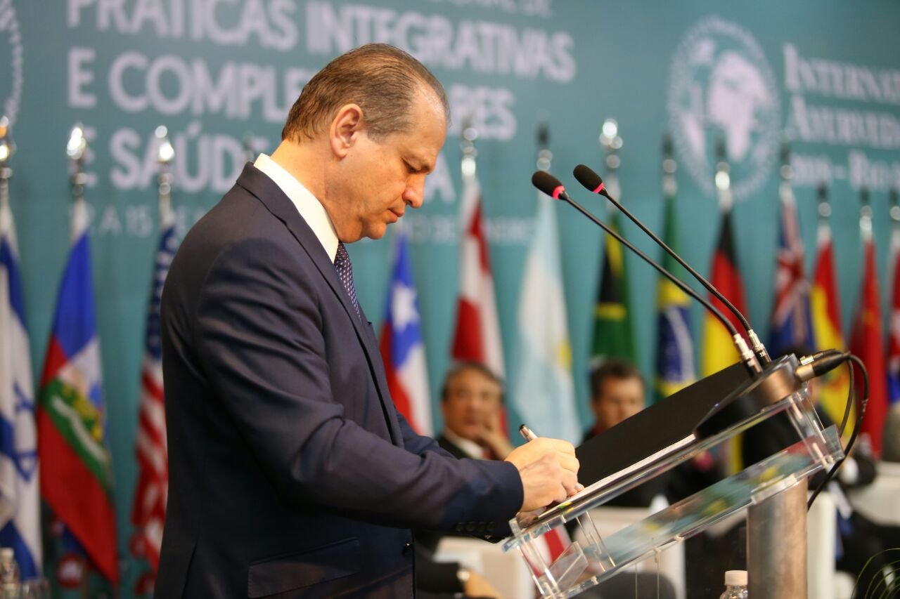 Novo projeto de lei amplia acesso a terapias integrativas no SUS